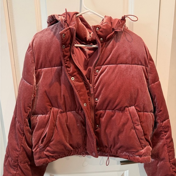 Alo Yoga Velvet Velour Cropped Puffer Jacket Coat Rosewood Pink Size M - Picture 4 of 13